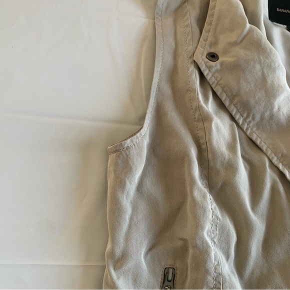 Banana republic  vest size 4 light grey/green - Picture 4 of 12